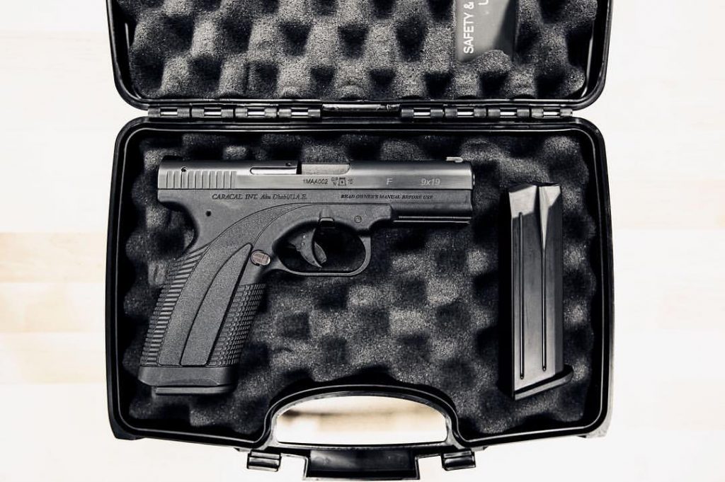 Pistol Caracal F