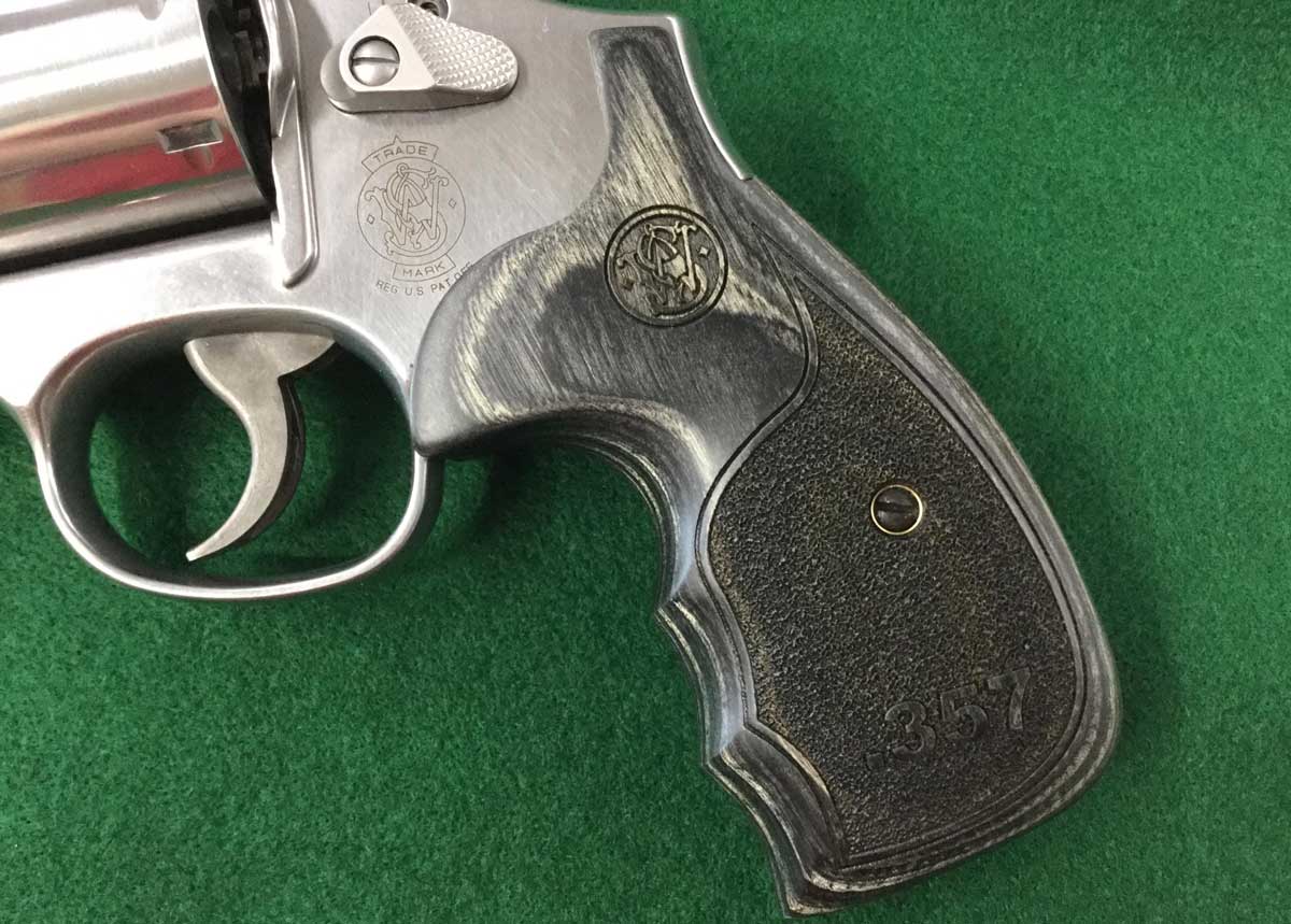 Revolver S&W 686 Plus 5" .357 (150854)